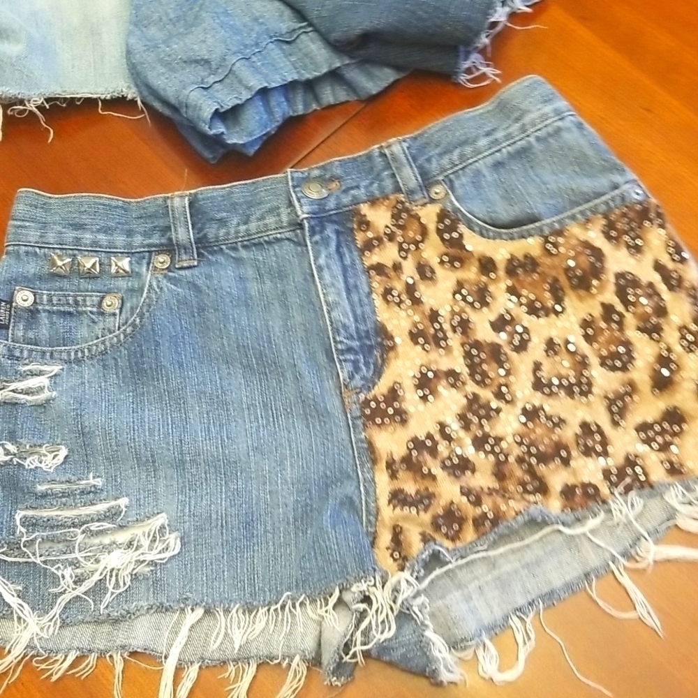 Lauren jeans co | cutoff denim shorts